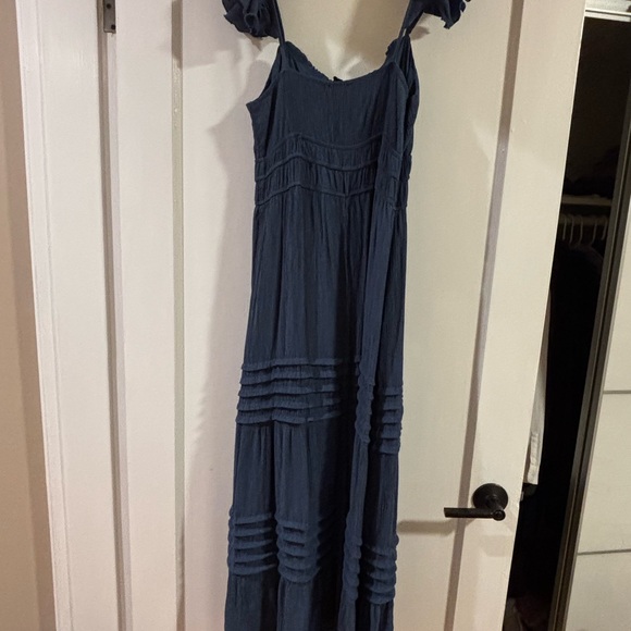 Chic Blue Ruffled Maxi Dress - Picture 2 of 4